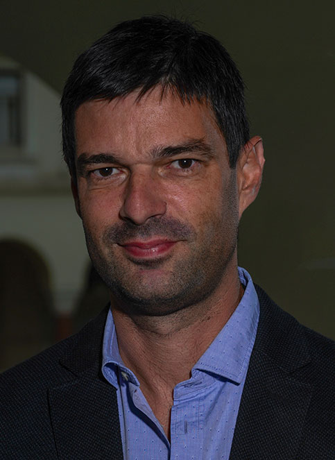 Marko Kmezić