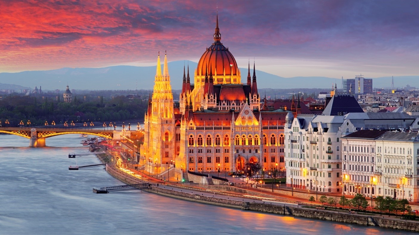Can the Hungarian presidency steer the EU transition and safeguard security and EU citizens? 